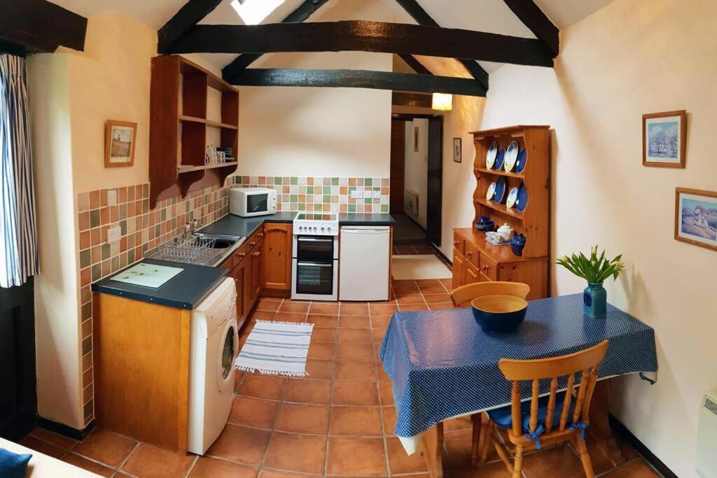 Cosy Cottage In The Beautiful Lamorna Valley - Walk To The Pub & Sea Paul Buitenkant foto
